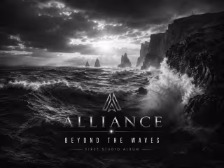 Plötuumslag Beyond The Waves frá Alliance