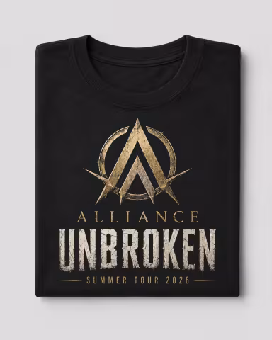 Svartur tónleikaferðabolur innblásinn af Unbroken-plötunni og Summer Tour 2026, samanbrotinn